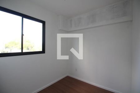Quarto 1 de apartamento para alugar com 2 quartos, 55m² em Jacarepaguá, Rio de Janeiro
