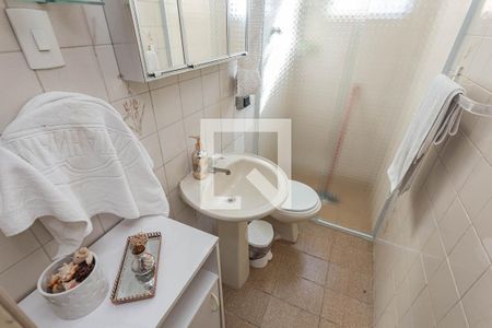 Banheiro de casa à venda com 2 quartos, 320m² em São Salvador, São Paulo