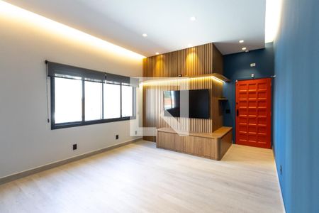 Sala de casa à venda com 2 quartos, 300m² em Alto da Lapa, São Paulo