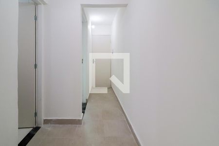 Cozinha/Área de Serviço de apartamento para alugar com 1 quarto, 24m² em Vila Dalva, São Paulo