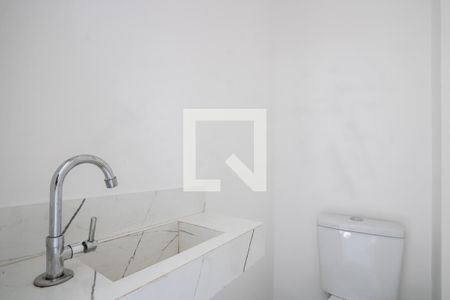 Lavabo  de casa à venda com 2 quartos, 107m² em Vila Nhocuné, São Paulo