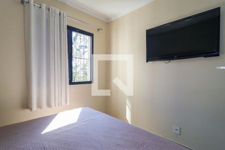 Quarto 1 de apartamento para alugar com 2 quartos, 58m² em Jardim Henriqueta, Taboão da Serra