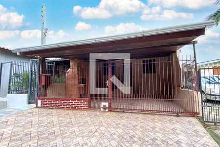 Fachada de casa à venda com 2 quartos, 68m² em Duque de Caxias, São Leopoldo
