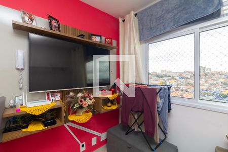 Sala/Cozinha de apartamento para alugar com 2 quartos, 42m² em Vila Carmosina, São Paulo