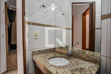 Banheiro de apartamento à venda com 2 quartos, 48m² em Cidade São Jorge, Santo André