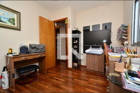 Quarto1 de apartamento à venda com 3 quartos, 93m² em Pompéia, Belo Horizonte
