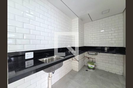 Sala/Cozinha de apartamento para alugar com 2 quartos, 34m² em Veleiros, São Paulo