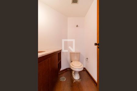 Lavabo de apartamento para alugar com 4 quartos, 160m² em Vila Andrade, São Paulo