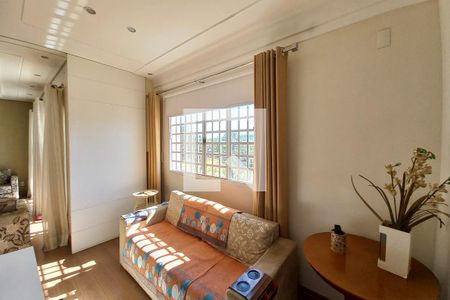 Sala de TV de casa à venda com 3 quartos, 270m² em Jardim Nova Europa, Campinas