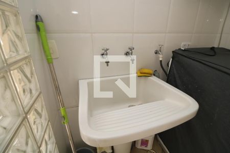 Área de Serviço de casa à venda com 4 quartos, 300m² em Vila Santa Clara, São Paulo