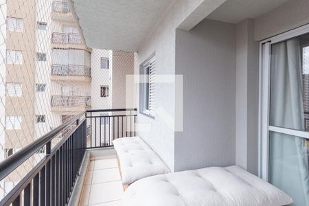 Sala de apartamento à venda com 2 quartos, 76m² em Vila Osasco, Osasco