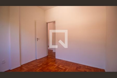 Quarto 1 de apartamento para alugar com 2 quartos, 70m² em Grajaú, Rio de Janeiro