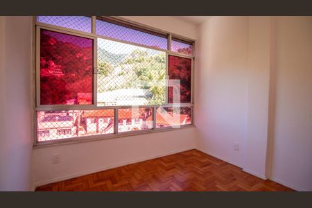 Quarto 1 de apartamento para alugar com 2 quartos, 70m² em Grajaú, Rio de Janeiro