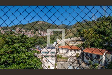 Quarto 1 Vista de apartamento para alugar com 2 quartos, 70m² em Grajaú, Rio de Janeiro