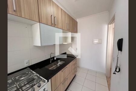 Cozinha de apartamento à venda com 2 quartos, 48m² em Jardim Flor da Montanha, Guarulhos
