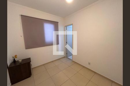 Quarto 1 de apartamento à venda com 2 quartos, 48m² em Jardim Flor da Montanha, Guarulhos