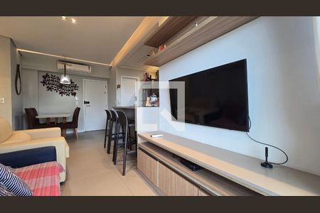 Sala de apartamento para alugar com 2 quartos, 72m² em Gonzaga, Santos