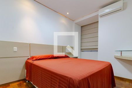 Suíte  de apartamento à venda com 3 quartos, 100m² em Leme, Rio de Janeiro