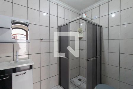 Banheiro da Suíte de casa para alugar com 1 quarto, 180m² em Jardim Santa Adelia, São Paulo