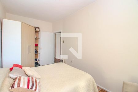 Quarto de apartamento à venda com 1 quarto, 56m² em São João, Porto Alegre