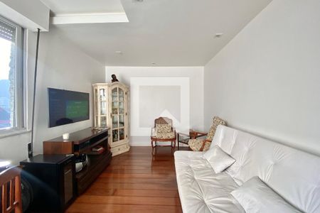 Sala de estar de apartamento para alugar com 3 quartos, 110m² em Leblon, Rio de Janeiro