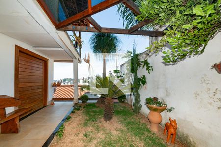 Entrada de casa para alugar com 4 quartos, 365m² em Barreiro, Belo Horizonte