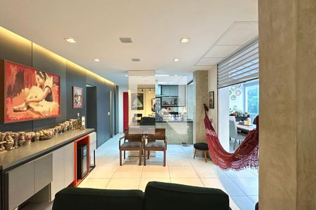 Sala de apartamento à venda com 2 quartos, 106m² em Copacabana, Rio de Janeiro