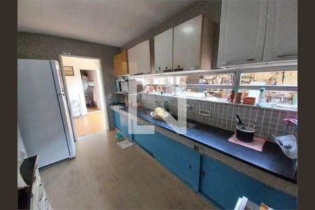 Casa à venda com 4 quartos, 310m² em São Francisco, Niterói
