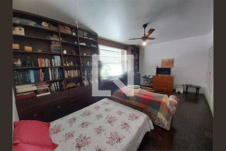 Casa à venda com 4 quartos, 310m² em São Francisco, Niterói