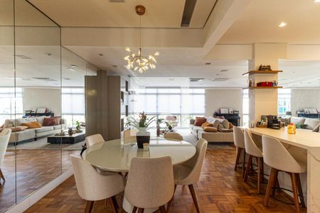 Sala de apartamento à venda com 3 quartos, 220m² em Higienópolis, São Paulo