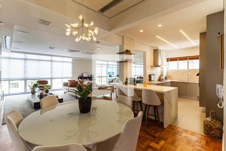 Sala de apartamento à venda com 3 quartos, 220m² em Higienópolis, São Paulo