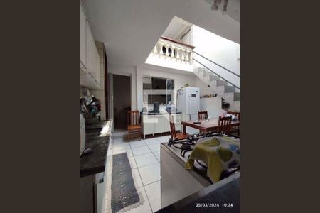 Casa à venda com 3 quartos, 298m² em Vila Alvinopolis, São Bernardo do Campo