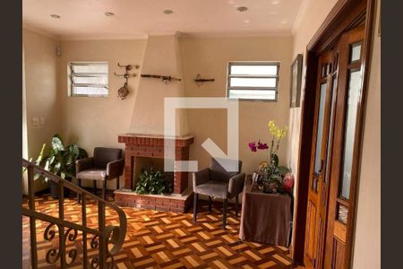 Casa à venda com 4 quartos, 216m² em Planalto Paulista, São Paulo