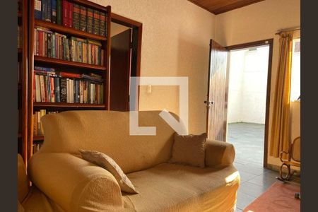 Casa à venda com 4 quartos, 216m² em Planalto Paulista, São Paulo