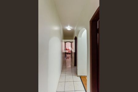 Corredor de casa à venda com 3 quartos, 140m² em Vila Pereira Cerca, São Paulo