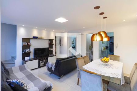 Sala de casa de condomínio à venda com 3 quartos, 100m² em Parque Xangri-lá, Contagem