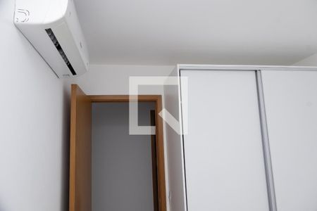 Quarto de apartamento para alugar com 2 quartos, 60m² em Brotas, Salvador