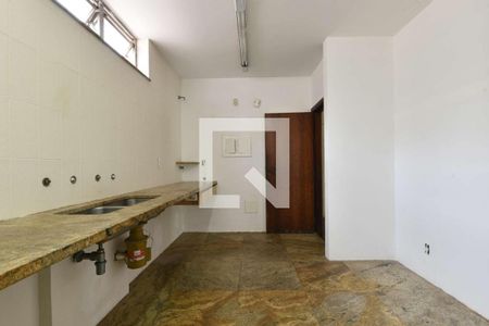 Casa à venda com 6 quartos, 679m² em Mangabeiras, Belo Horizonte