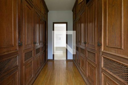 Casa à venda com 6 quartos, 679m² em Mangabeiras, Belo Horizonte