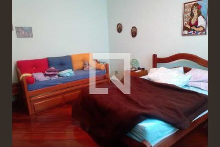 Casa à venda com 5 quartos, 380m² em Jacaré, Rio de Janeiro