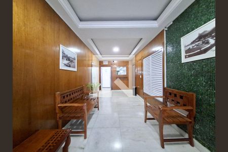 Hall de entrada de apartamento para alugar com 2 quartos, 68m² em Botafogo, Rio de Janeiro