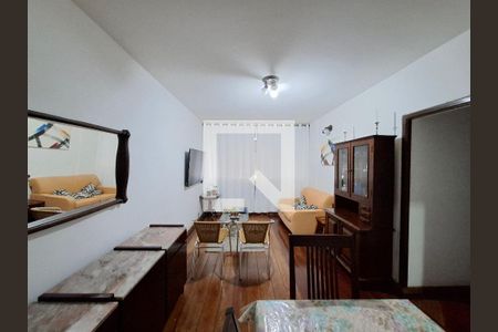 Sala de apartamento para alugar com 2 quartos, 68m² em Botafogo, Rio de Janeiro