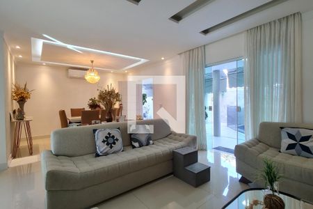 Sala de casa de condomínio à venda com 4 quartos, 315m² em Pechincha, Rio de Janeiro