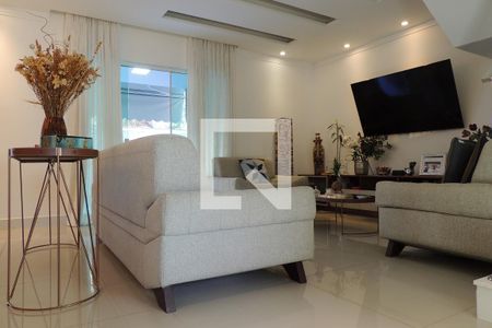 Sala de casa de condomínio à venda com 4 quartos, 315m² em Pechincha, Rio de Janeiro