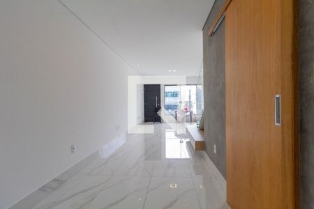 Sala de casa à venda com 3 quartos, 210m² em Penha de França, São Paulo