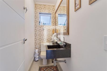 Casa à venda com 3 quartos, 129m² em Santo Amaro, São Paulo