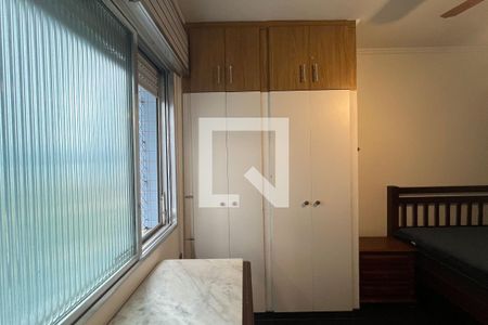 Suíte de apartamento para alugar com 1 quarto, 63m² em Gonzaga, Santos