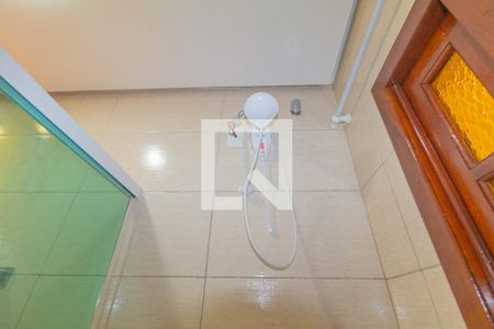 Banheiro da Suíte de casa à venda com 3 quartos, 115m² em Rio Branco, Canoas