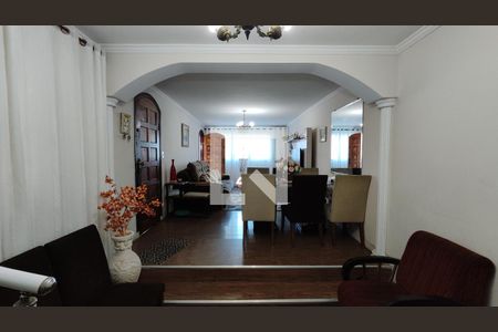 Sala de casa à venda com 1 quarto, 150m² em Vila Regina, São Paulo