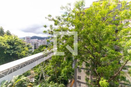 Vista da Sala de apartamento à venda com 2 quartos, 62m² em Ingá, Niterói